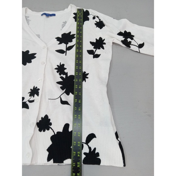 Apt 9 Floral V-Neck 3/4 Sleeve Cardigan Sweater Women's XL Cotton Black White - Picture 8 of 11